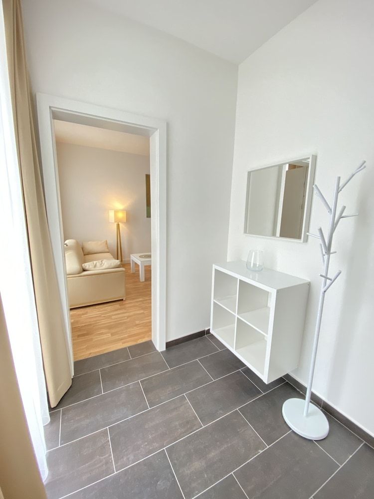 Steiner Residences Vienna Nestroyplatz Family Apartment, 1 Bedroom, Non Smoking, Balcony 9