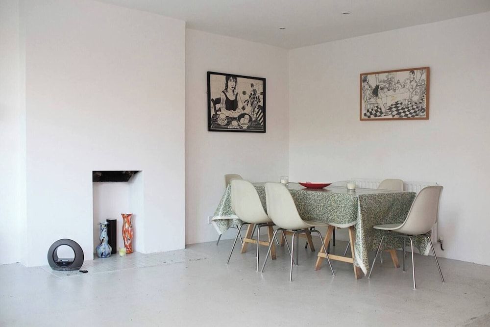 undefined 3 bed Apartment With Garden in Zone one se1 3