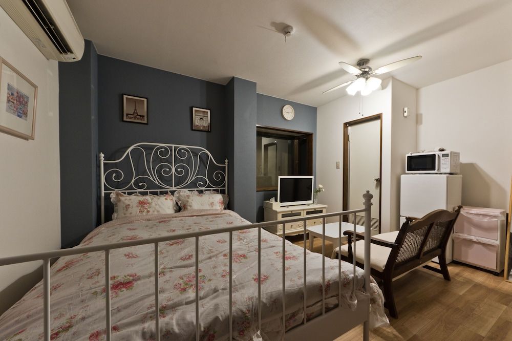 undefined Mini Hotel Shinjuku Front 101 6