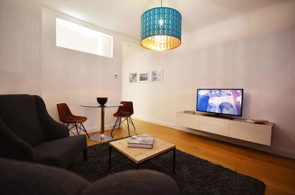 undefined The Opera City Center Suite 6