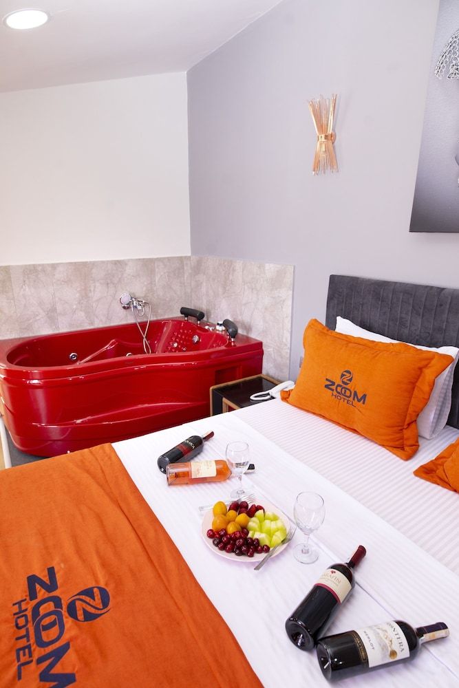 undefined Zoom Hotel