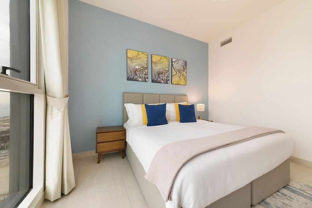 Capital Living On Reem: The Bridges Comfort Apartment, 3 Bedrooms, Pool Access, Sea View 7