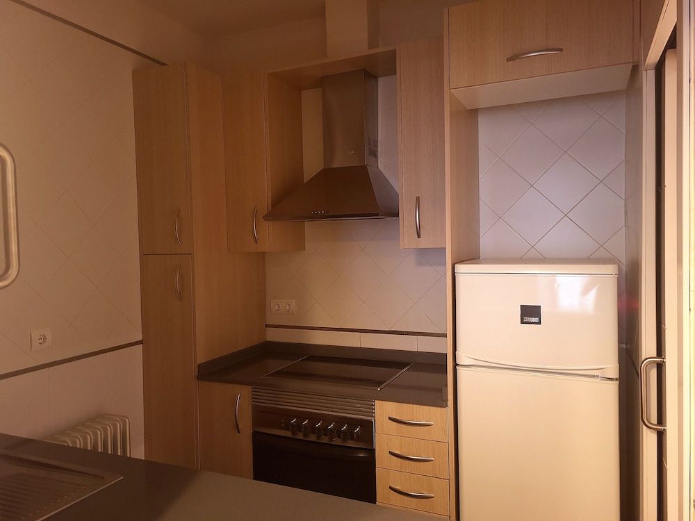 TGH Gran Vía Apartments Standard Apartment, 1 Queen Bed 4