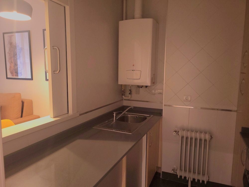 TGH Gran Vía Apartments Standard Apartment, 1 Queen Bed 3