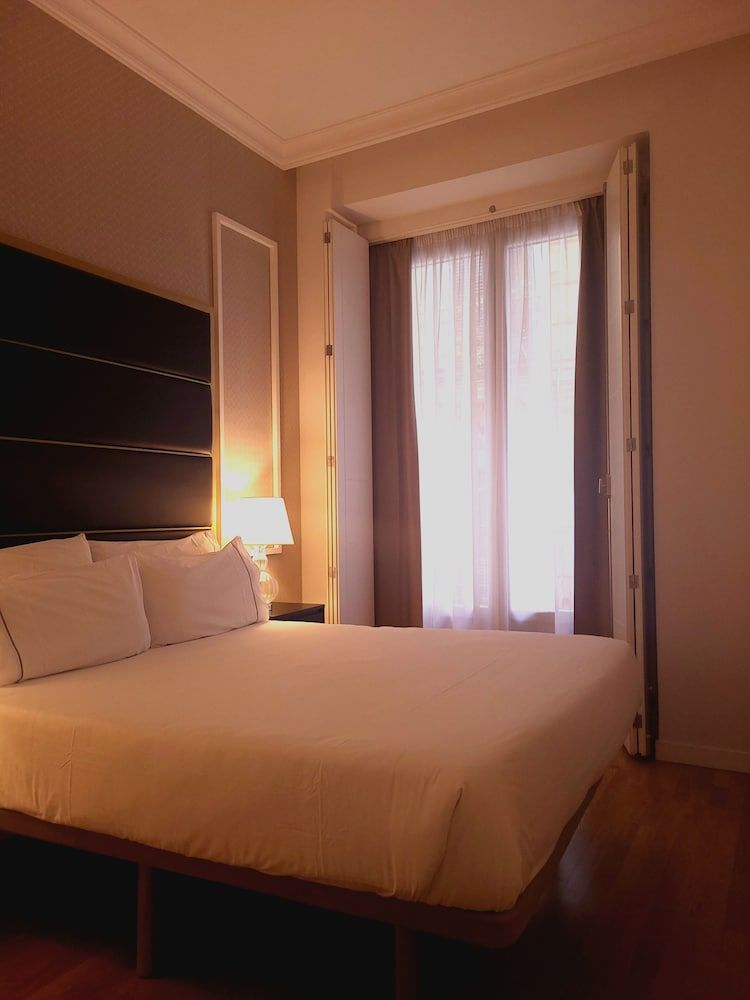 undefined TGH Gran Vía Apartments 3