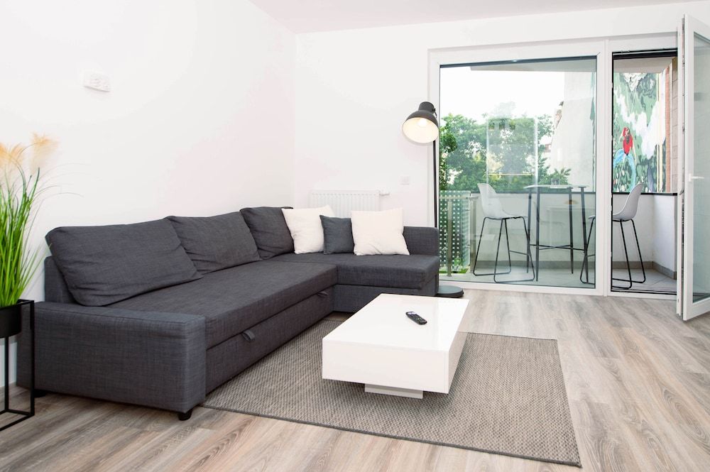 Elisabeth Downtown Apartments by FirstHost Superior Family Apartment with Balcony 19