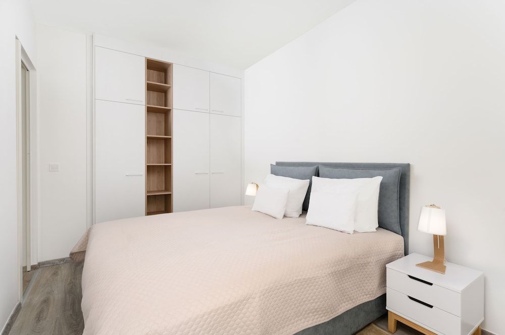 Elisabeth Downtown Apartments by FirstHost Superior Apartment with Balcony