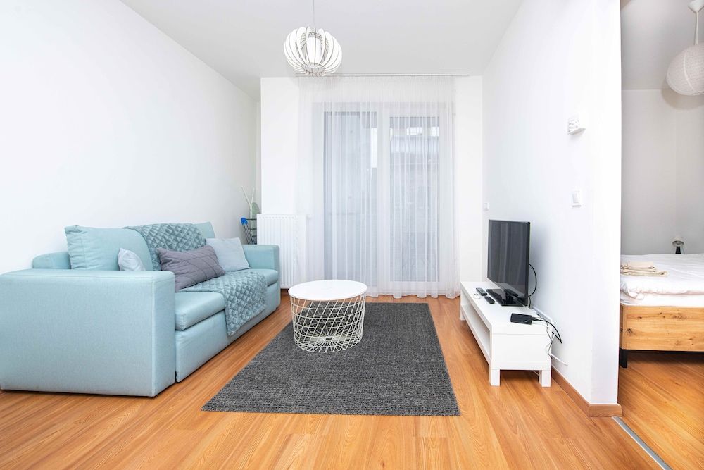 Elisabeth Downtown Apartments by FirstHost Superior Apartment with Balcony 26