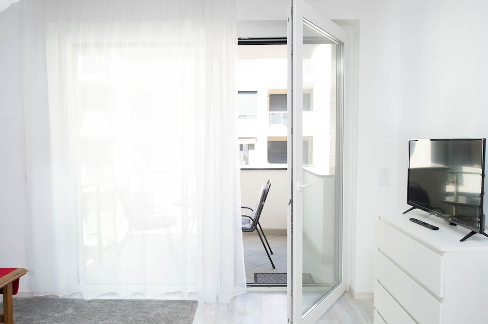 Elisabeth Downtown Apartments by FirstHost Superior Family Apartment with Balcony 25