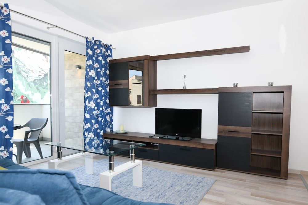 Elisabeth Downtown Apartments by FirstHost Superior Apartment with Balcony 25