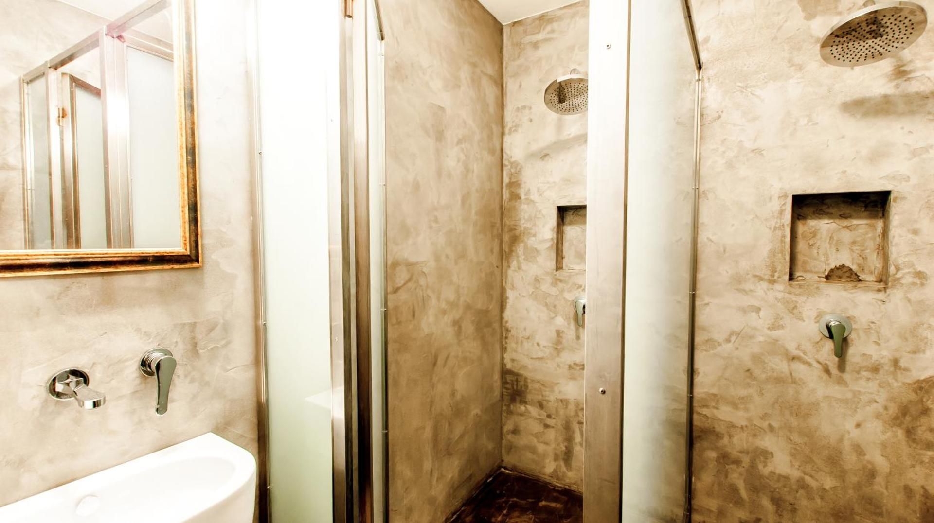 Bunk Bed in 36-Bed Mixed Dormitory 