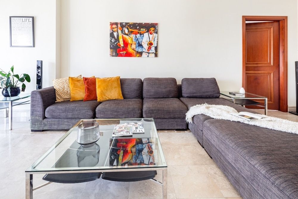 undefined Deluxe 1BR in Fairmont South W/ Huge Balcony & Beach Club Membership! 5