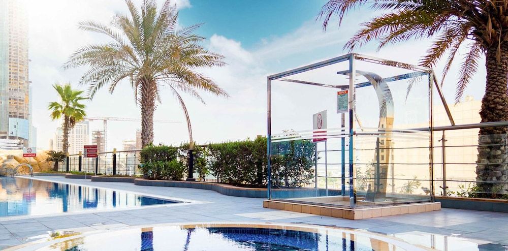 undefined LUX The Sky View Suite Dubai Marina 8