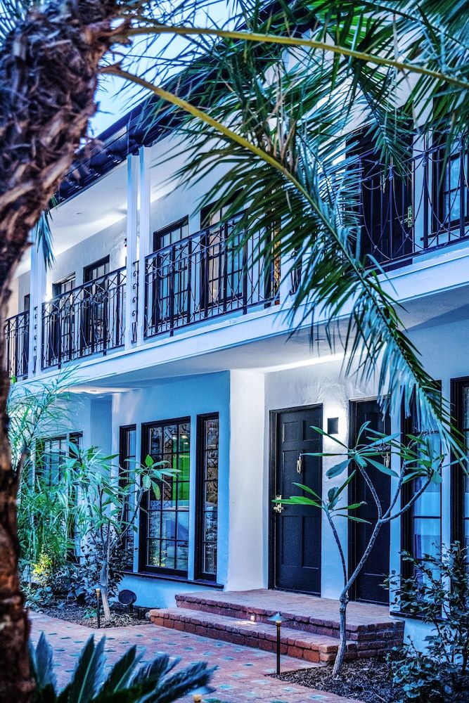 undefined The Prospect Hollywood 9