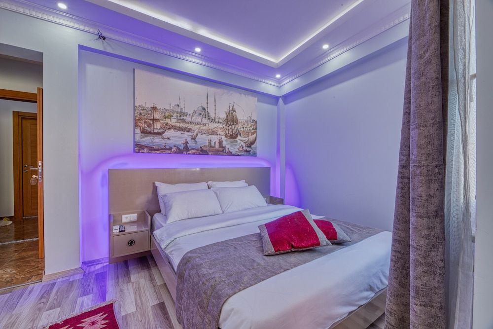 Garth of Balat Hotel Standard Double Room 2