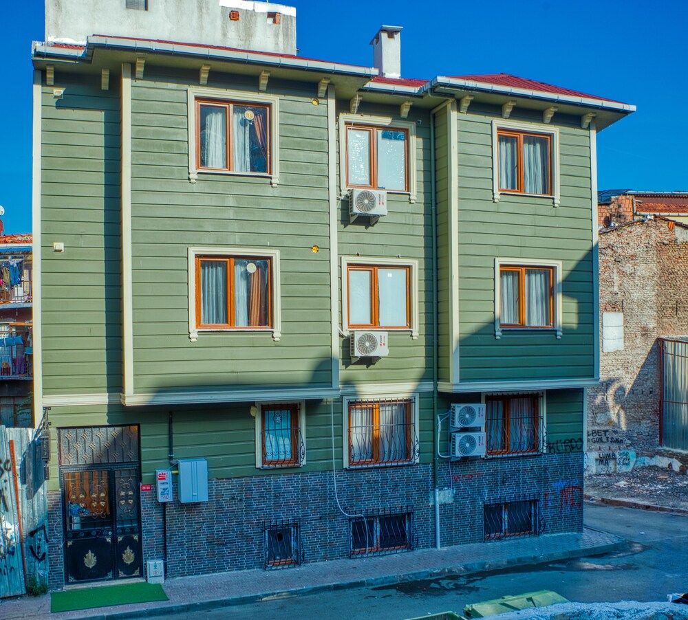 undefined Garth of Balat Hotel 5