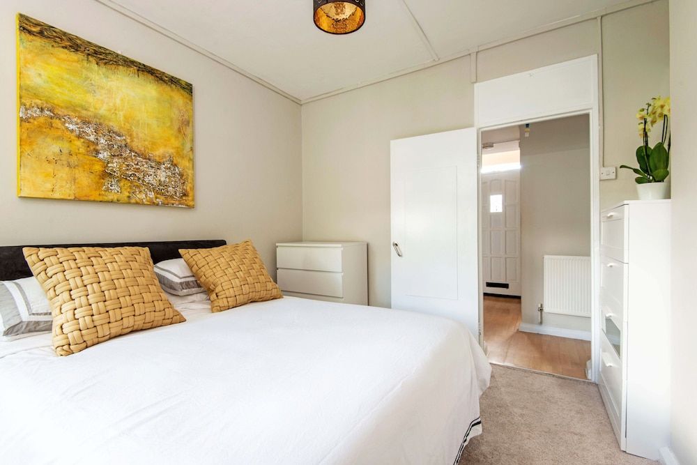 undefined One Bedroom Apartment 4