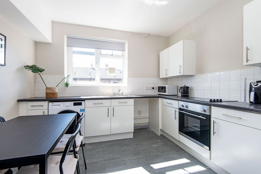 undefined One Bedroom Apartment 7