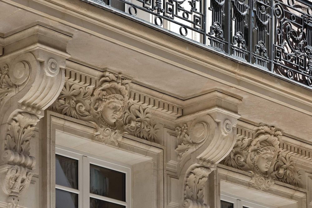 undefined La Demeure Montaigne 2