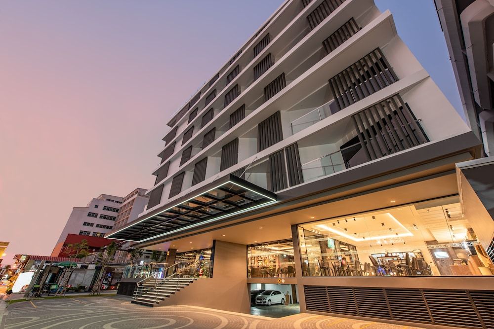 undefined blackwoods Hotel Pattaya 2