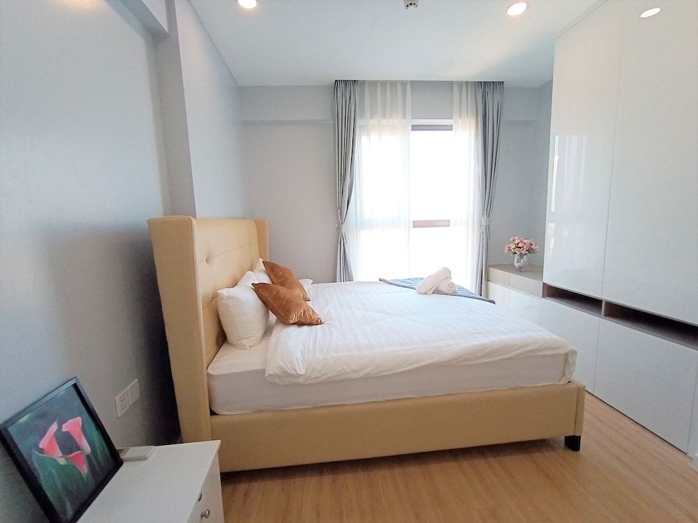 Millennium Masteri Apartment Presidential Apartment, 3 Bedrooms, Balcony, City View 10