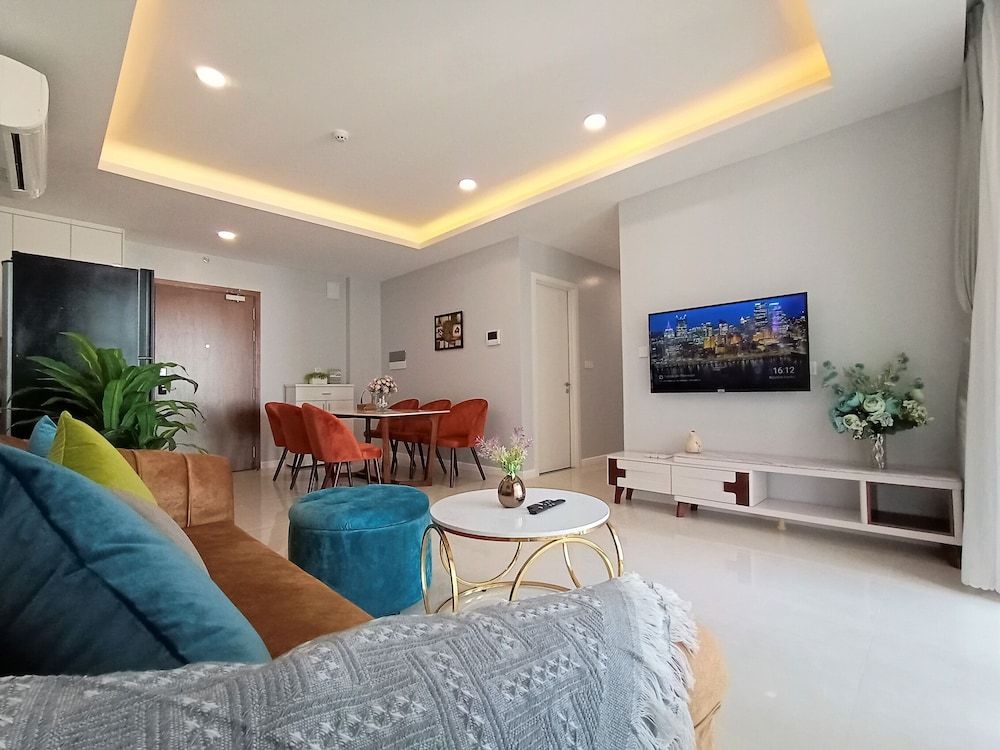 Millennium Masteri Apartment Presidential Apartment, 3 Bedrooms, Balcony, City View 26