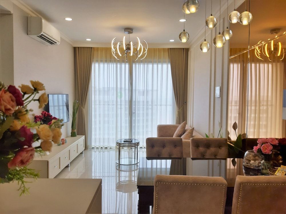 Millennium Masteri Apartment Deluxe Apartment, 1 Bedroom, Balcony, City View 9