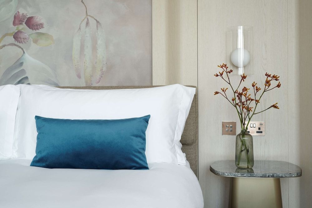 Executive Room, City View