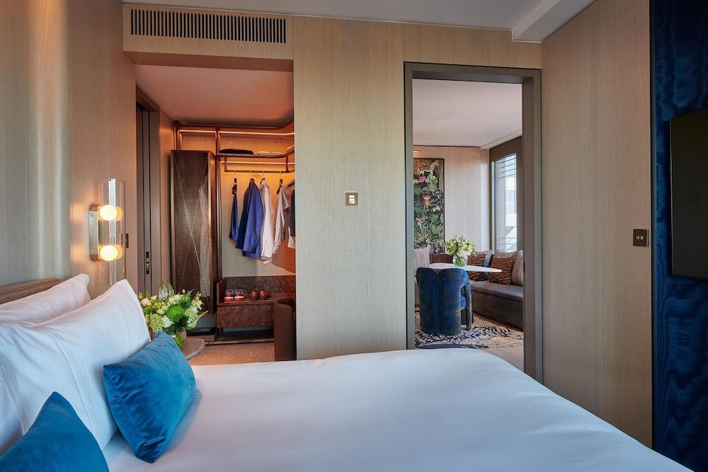 Suite (Devonshire)