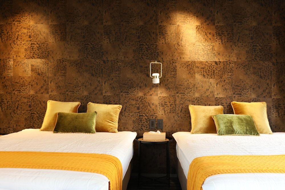 undefined Moto Hotel 5