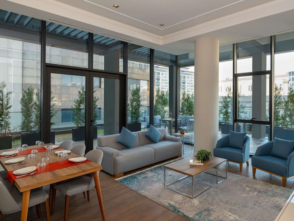 undefined Mövenpick Living Istanbul West 2