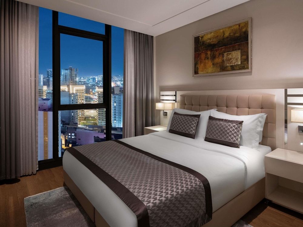 undefined Mövenpick Living Istanbul West 8