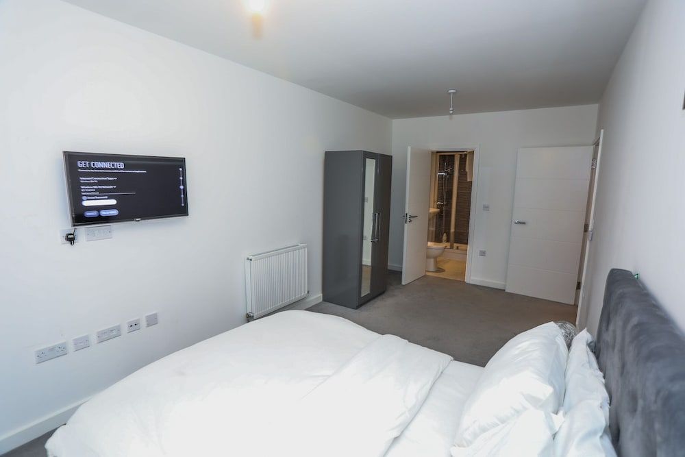 Dreams Apartments 2 Bed Business Apartment 15