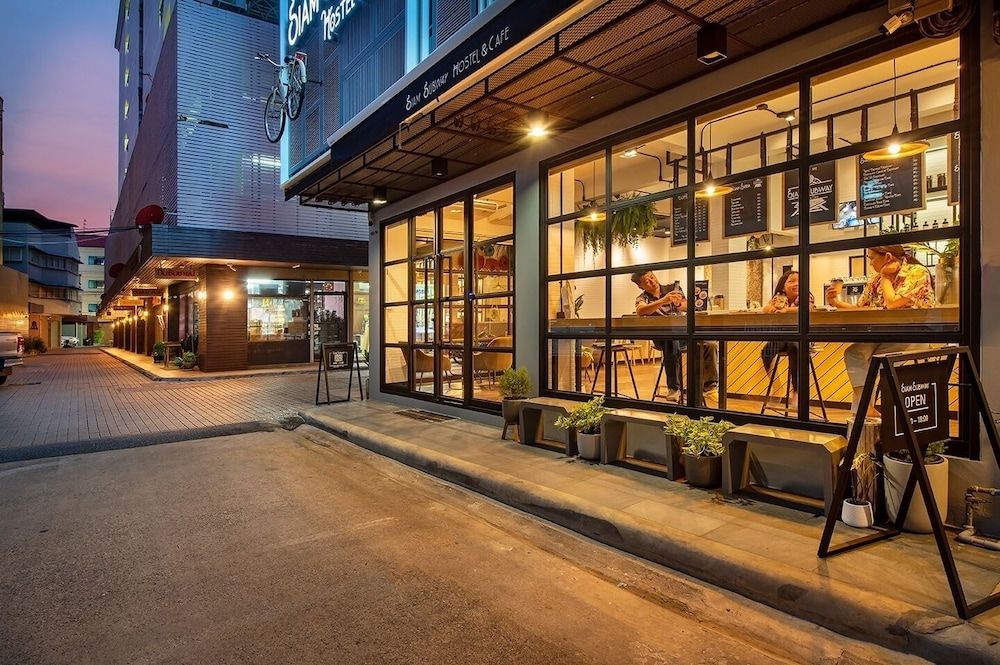 undefined Siam Subway Hostel and Café 2