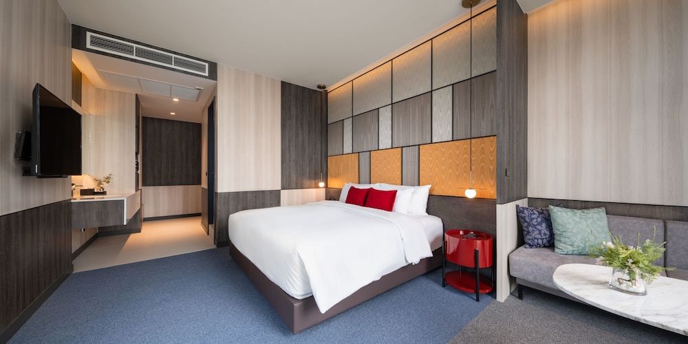 Ramada Plaza by Wyndham Bangkok Sukhumvit 48 Premier Suite, 1 Bedroom (Queen)