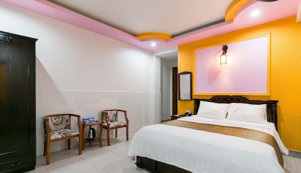 undefined Happy Home 7