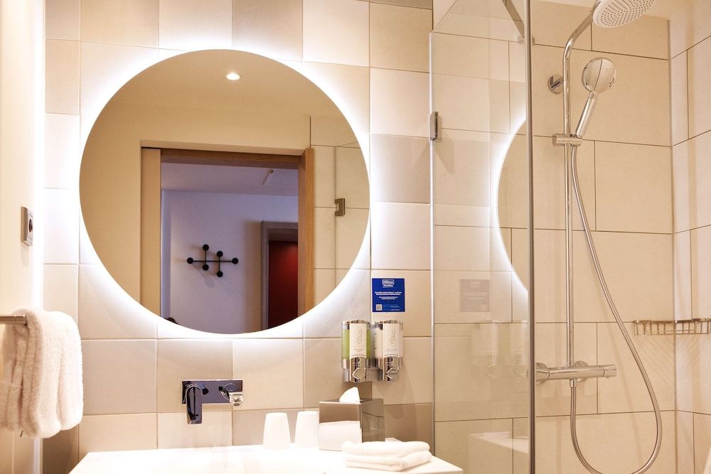undefined Hampton by Hilton Vienna Messe 9
