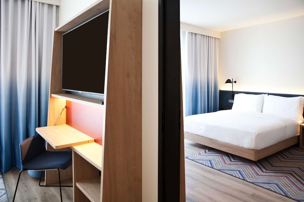 undefined Hampton by Hilton Vienna Messe