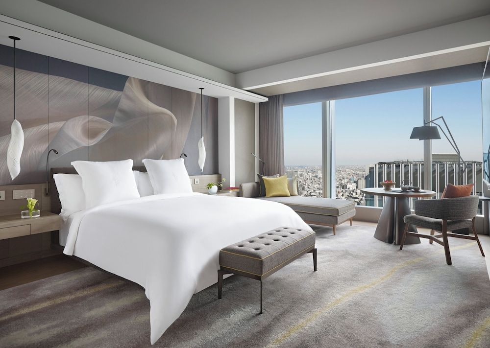 undefined Four Seasons Hotel Tokyo at Otemachi 4