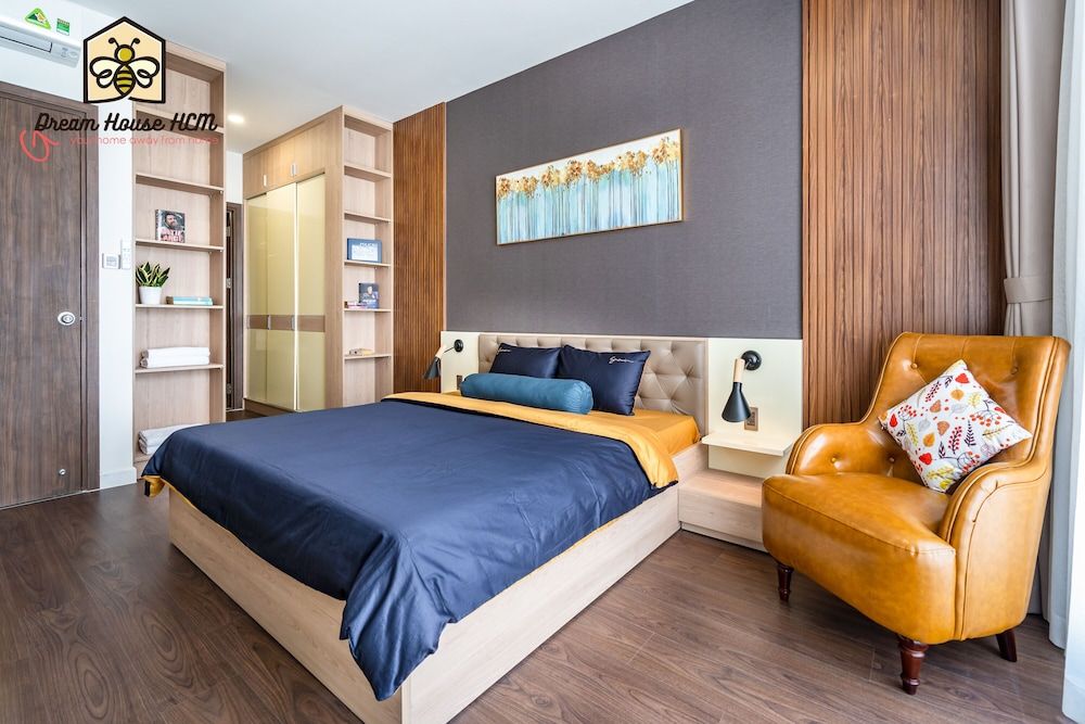 Dream House Apartment Executive Apartment, 2 Bedrooms, City View 11