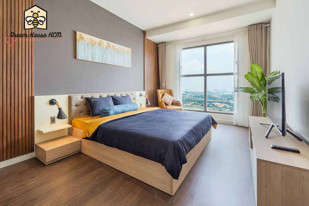 Dream House Apartment Executive Apartment, 2 Bedrooms, City View 12