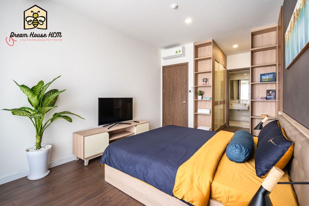 Dream House Apartment Executive Apartment, 2 Bedrooms, City View 13