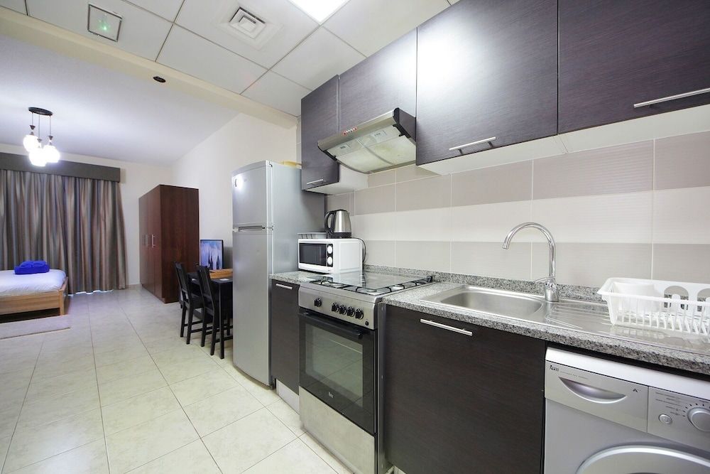 New Arabian Holiday Homes- IMPERIAL JVT Studio (For 2 Pax) 14