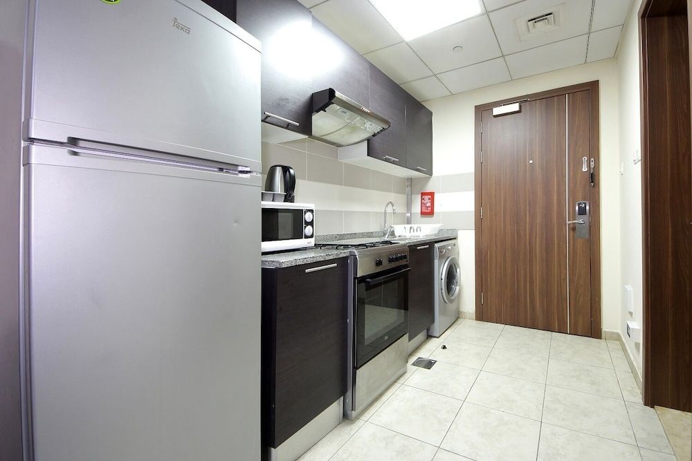 New Arabian Holiday Homes- IMPERIAL JVT Studio (For 2 Pax) 16