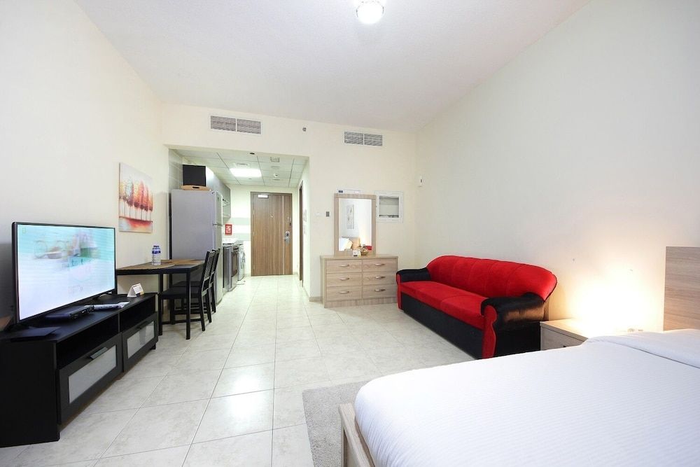 New Arabian Holiday Homes- IMPERIAL JVT Studio (For 2 Pax) 8