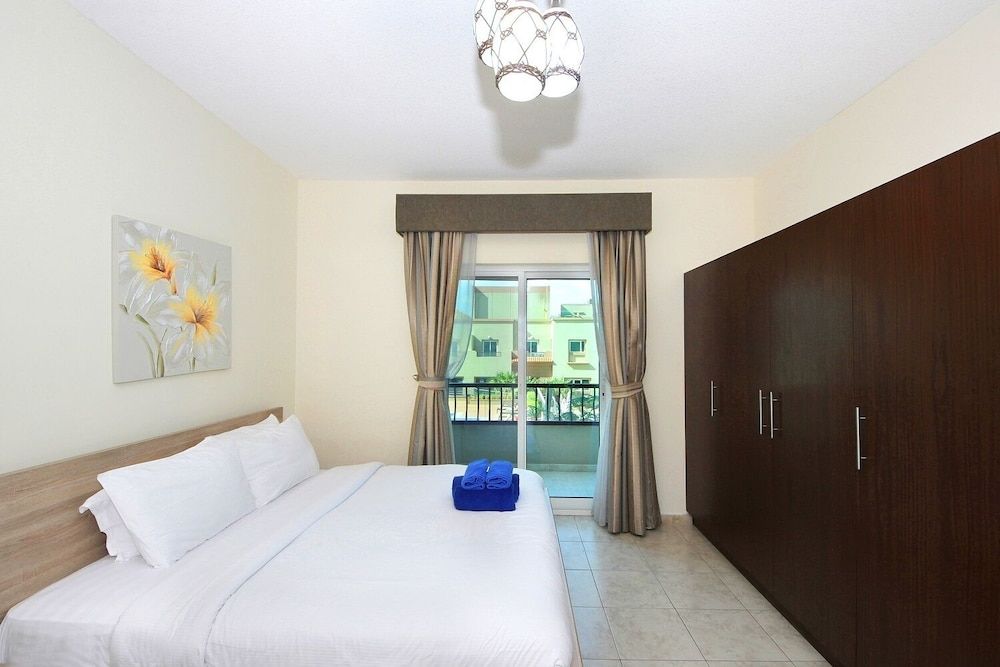 undefined New Arabian Holiday Homes- IMPERIAL JVT 8