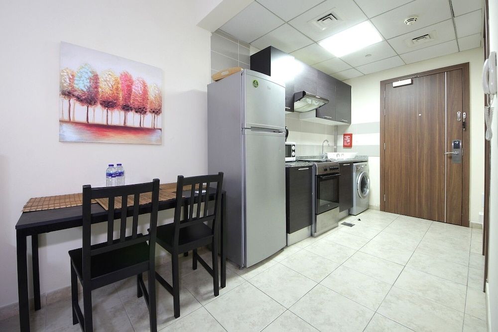 New Arabian Holiday Homes- IMPERIAL JVT Studio (For 2 Pax) 13