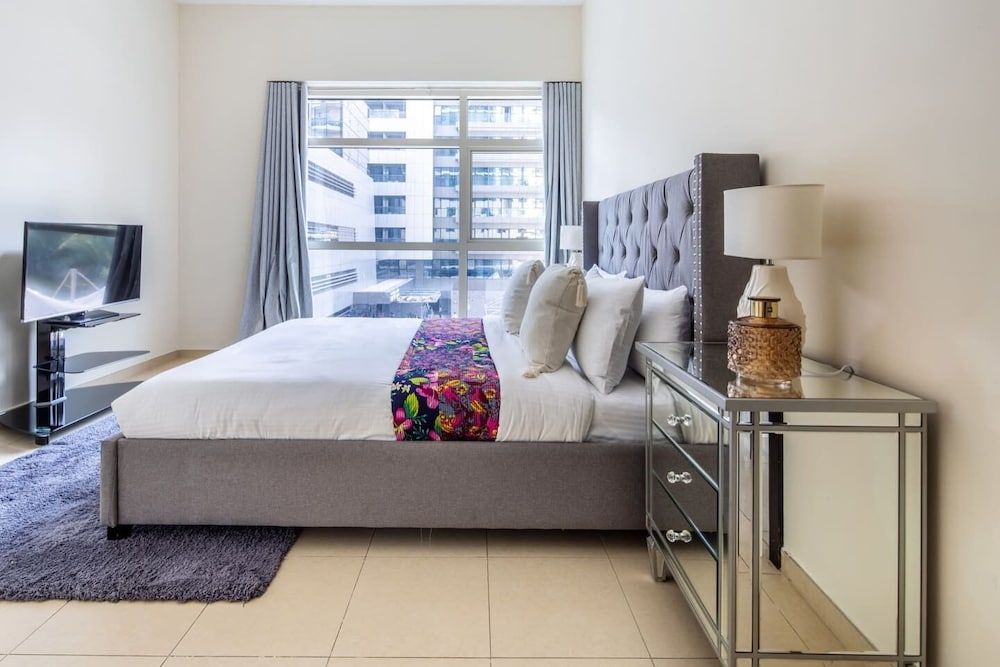 undefined Modern Design 1BR In Dubai Marina 4