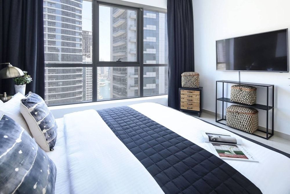 undefined 3BR Paradise for 8 With Spectacular Marina Views! 7