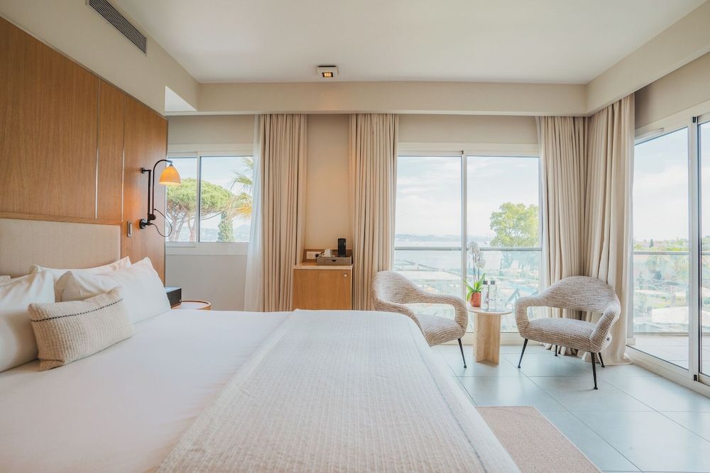 Prestige Natural Sea